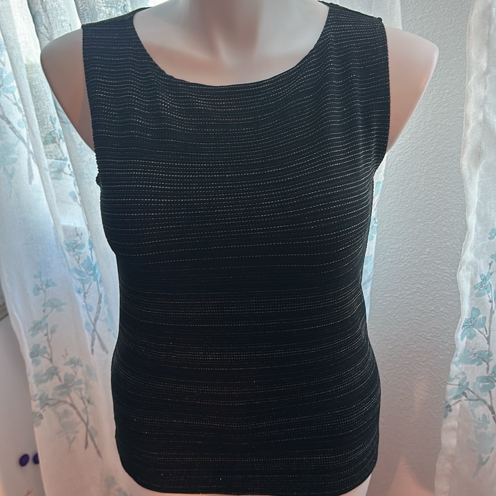 NWOT Chico’s Black Sparkly Sleeveless Top Size 2